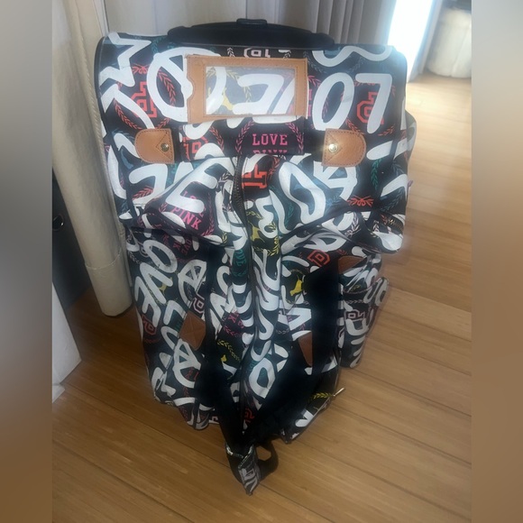 PINK Victoria's Secret Handbags - RARE Victoria's Secret pink travel duffle bag with hand pull with love graffiti